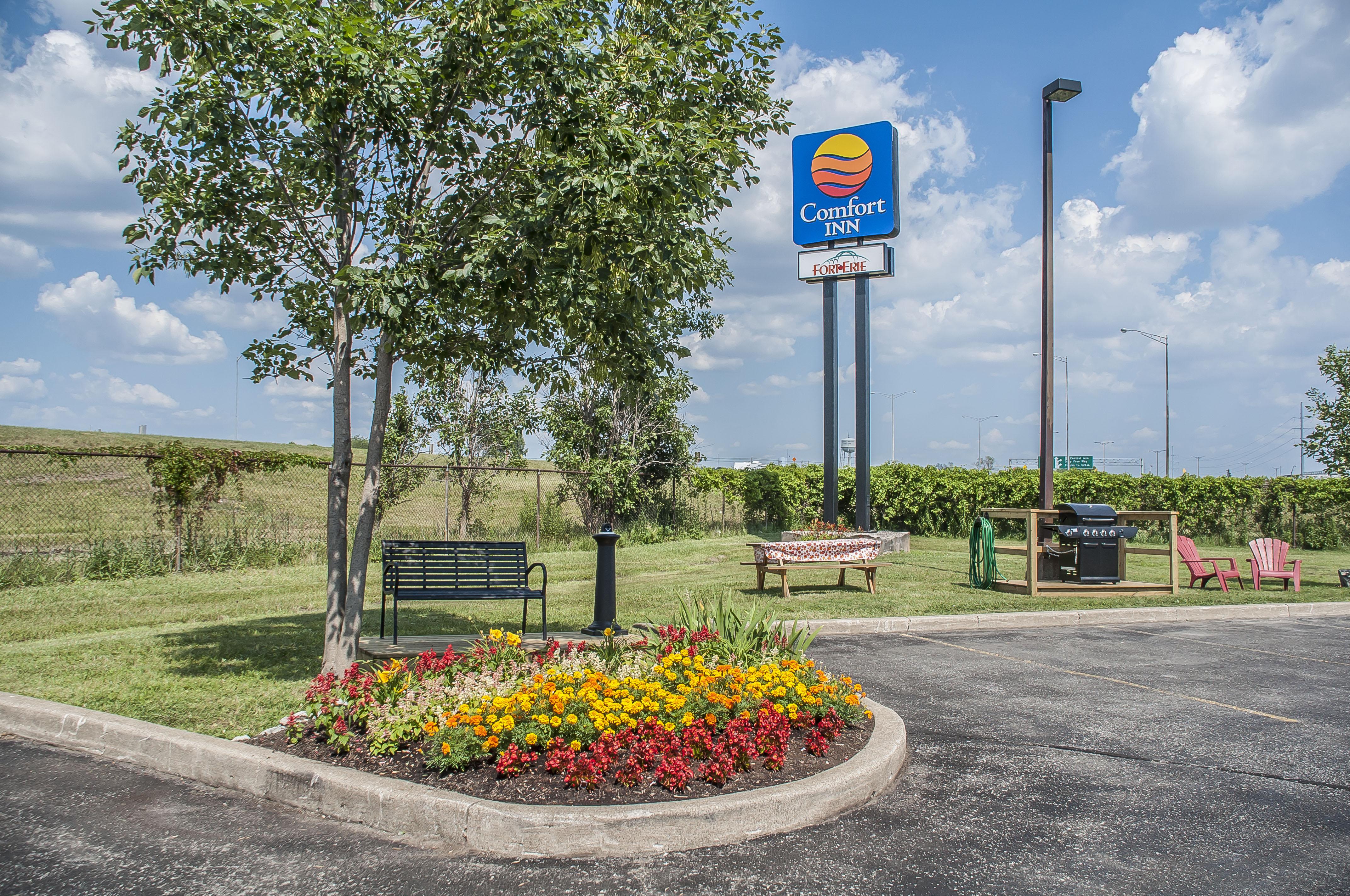 Comfort Inn Fort Erie Exterior photo